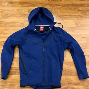 Men’s Nike Tech hoodie jacket large